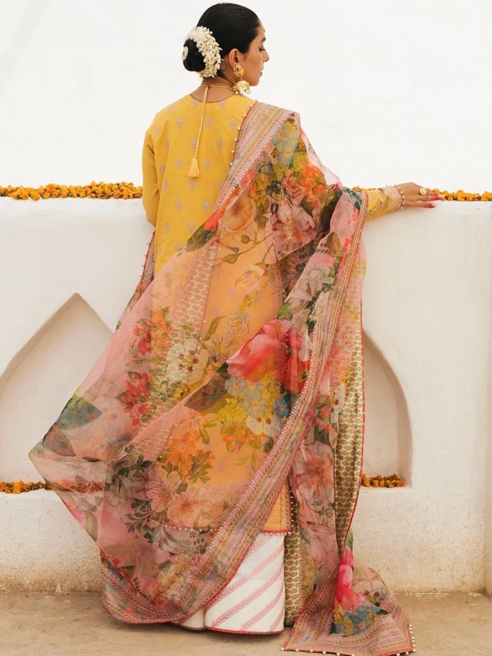 Hussain Rehar “Sapehar” Yellow 3-Piece Outfit • Size M • Preloved - Picture 4 of 4